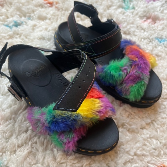 Dr. Martens Voss II Rainbow Fluffy Platform Sandals Size 8 Womens - Picture 6 of 11